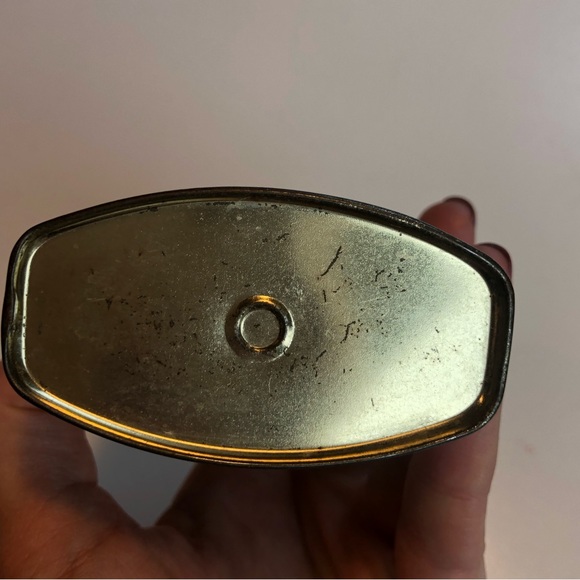 Vintage Yardley Petunia Talc Powder - Picture 6 of 10